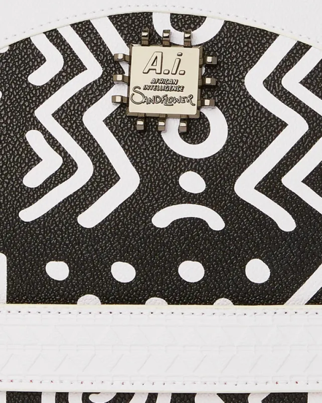 CROSSOVER CLUTCHES>SPRAYGROUND A.I.8 AFRICAN INTELLIGENCE - ORIGIN STORY CROSSOVER CLUTCH