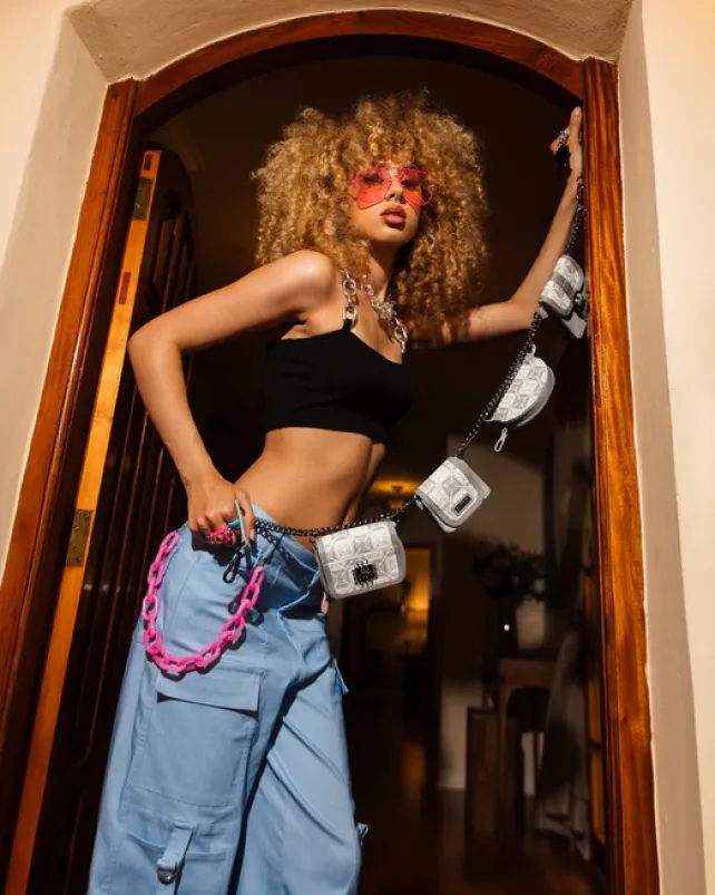 CROSSBODYS>SPRAYGROUND A.I.8 AFRICAN INTELLIGENCE BOOKED u0026 BUSY CHARM WAISTBELT