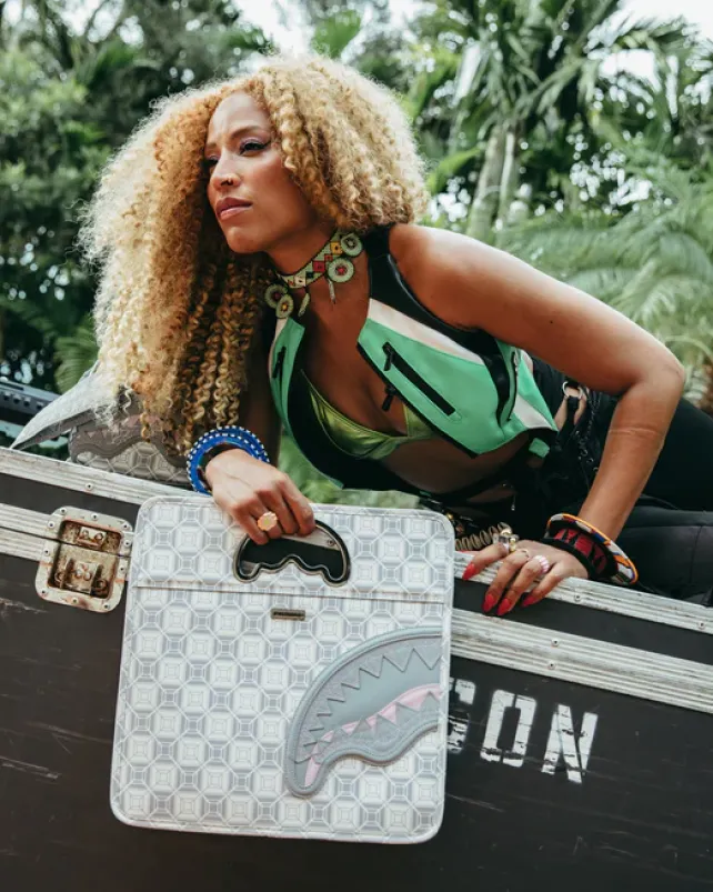 HANDBAGS>SPRAYGROUND A.I.8 AFRICAN INTELLIGENCE BOOKED u0026 BUSY CITY SAVVY HANDBAG