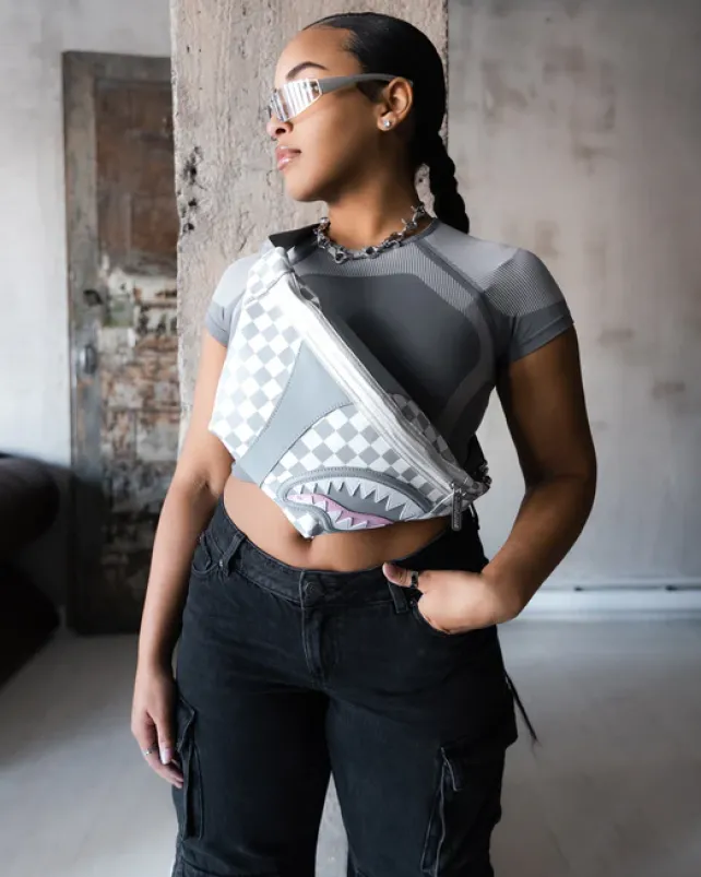 CROSSBODYS>SPRAYGROUND AIR TO THE THRONE JETSET SAVVY CROSSBODY