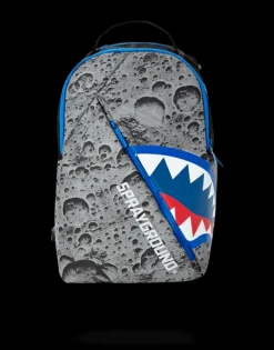 BACKPACKS>SPRAYGROUND ANGLED REFLECTIVE SHARK (SPACE SHOT)