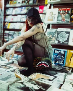TOILETRIES AKA MONEY BAGS>SPRAYGROUND BIG SKY FUR SHARK MESSENGER BRICK BAG