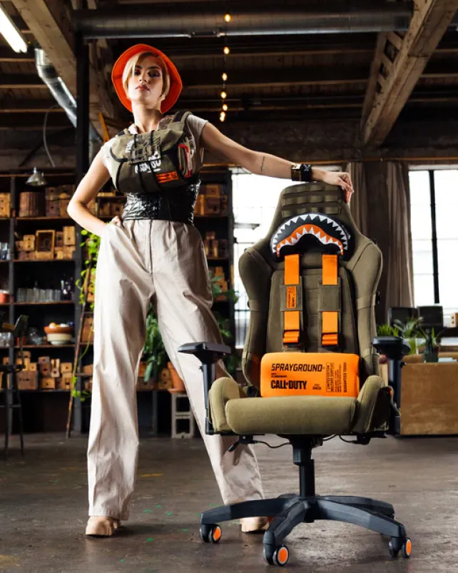 GAMING CHAIRS>SPRAYGROUND CALL OF DUTY READY FOR ACTION GAMING CHAIR