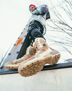 BOOTS><noscript><img width=