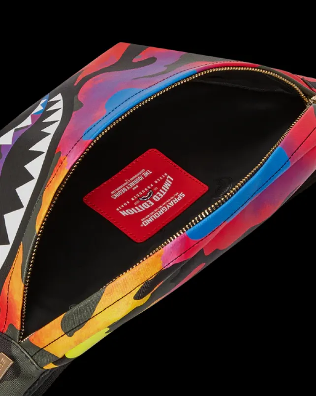 CROSSBODYS>SPRAYGROUND CAMOBURST SAVVY CROSSBODY