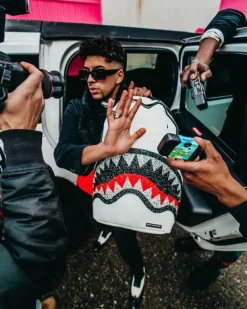 BACKPACKS>SPRAYGROUND CLEARCUT DLX BACKPACK (WHITE)