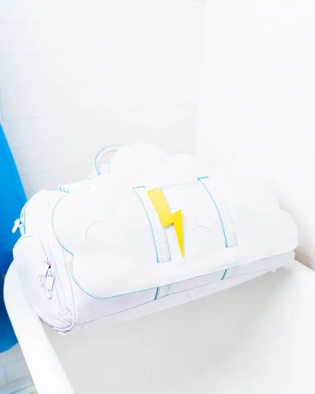 DUFFLES>SPRAYGROUND CLOUDY WITH A CHANCE OF SHARK DUFFLE