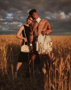 HANDBAGS><noscript><img width=
