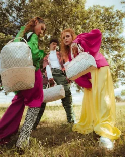 HANDBAGS><noscript><img width=