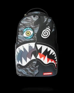 BACKPACKS>SPRAYGROUND DAZED AND SHARK BACKPACK (DLXV)