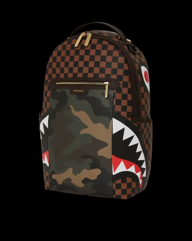 BACKPACKS>SPRAYGROUND EXTERIOR GOLD ZIP POCKET SHARKS IN PARIS BACKPACK (DLXV)