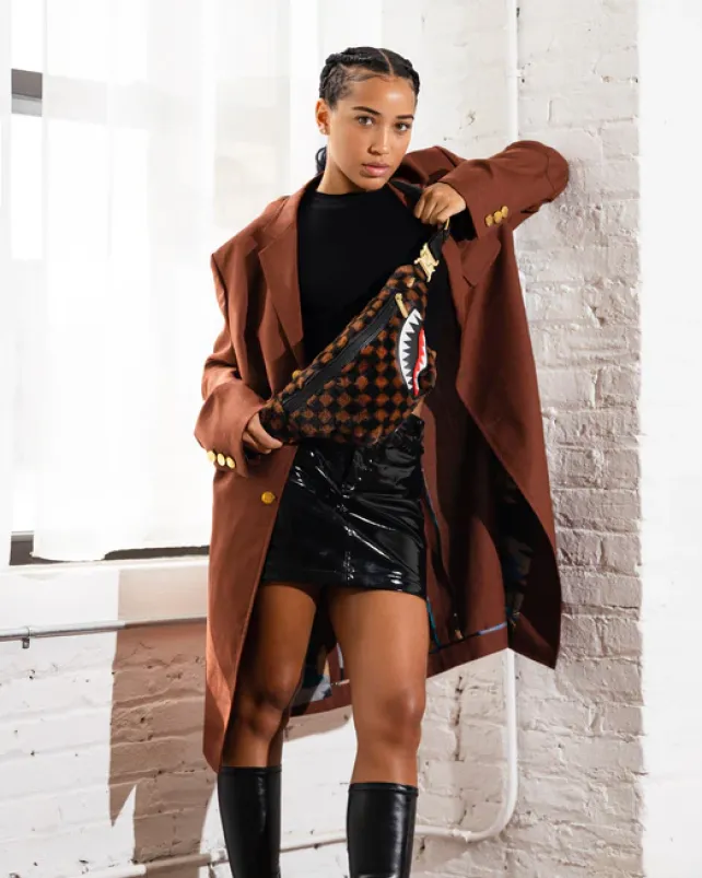CROSSBODYS>SPRAYGROUND FURRR SHARKS IN PARIS SAVVY CROSSBODY