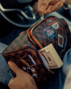 TOILETRIES AKA MONEY BAGS>SPRAYGROUND GLOBAL MOGUL TOILETRY BAG