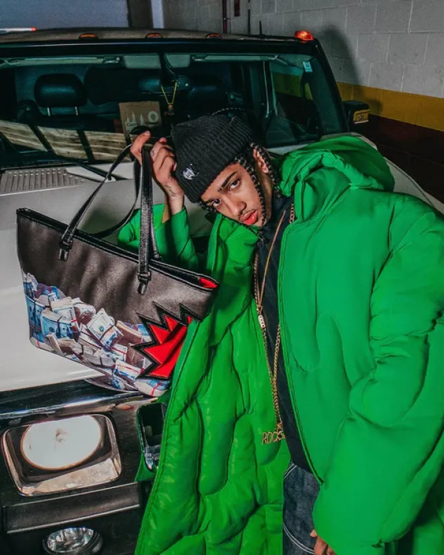 TOTES>SPRAYGROUND $HARKBITE TOTE