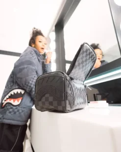 TOILETRIES AKA MONEY BAGS>SPRAYGROUND HENNY BLACK TOILETRY BAG