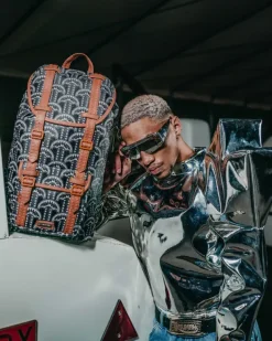 HILLS|BACKPACKS><noscript><img width=