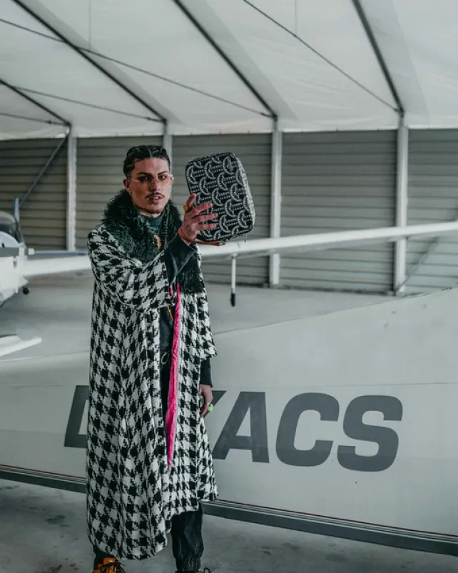 TOILETRIES AKA MONEY BAGS>SPRAYGROUND ILLUCHAINS TOILETRY BAG