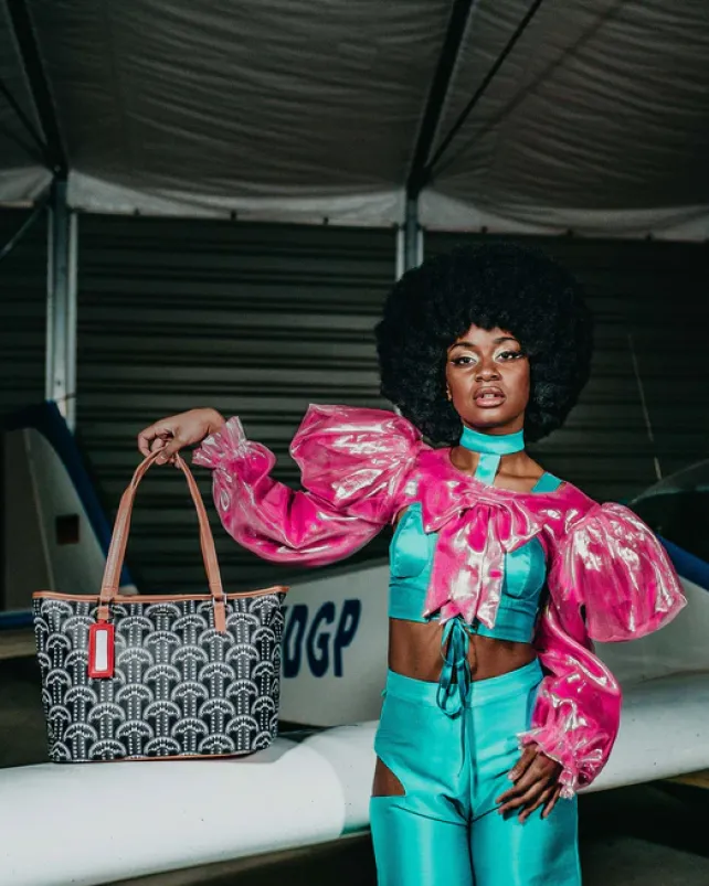 TOTES>SPRAYGROUND ILLUCHAINS TOTE