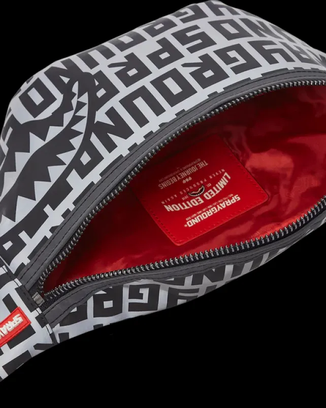 CROSSBODYS>SPRAYGROUND INFINITI 3M SAVVY CROSSBODY