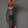 CROSSBODYS>SPRAYGROUND LAQUAN SMITH SCAMMER 3M SAVVY CROSSBODY