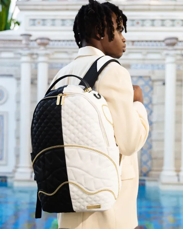 BACKPACKS>SPRAYGROUND LEVELED UP SPLIT QUILT SHARK BACKPACK (DLXV)