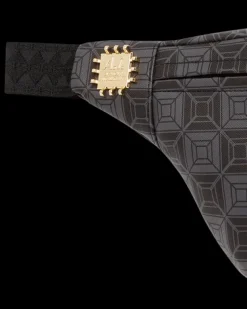 CROSSBODYS><noscript><img width=