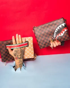 CROSSOVER CLUTCHES><noscript><img width=
