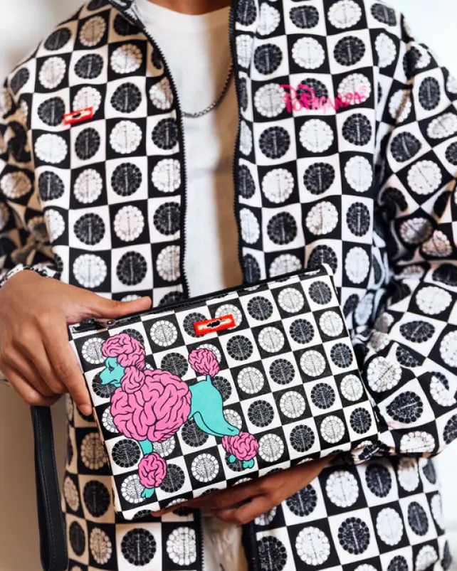 CROSSOVER CLUTCHES>SPRAYGROUND POODLE CHECK RON ENGLISH COLLAB POUCHETTE