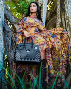 HANDBAGS><noscript><img width=