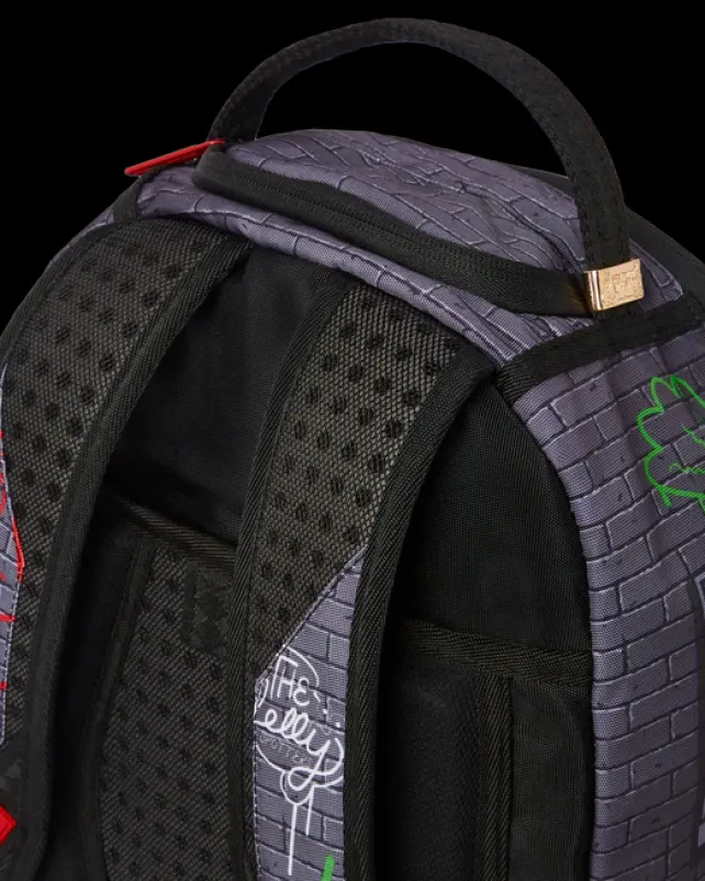 BACKPACKS>SPRAYGROUND 90s NICK VERTICAL SHARK BACKPACK (DLXR)