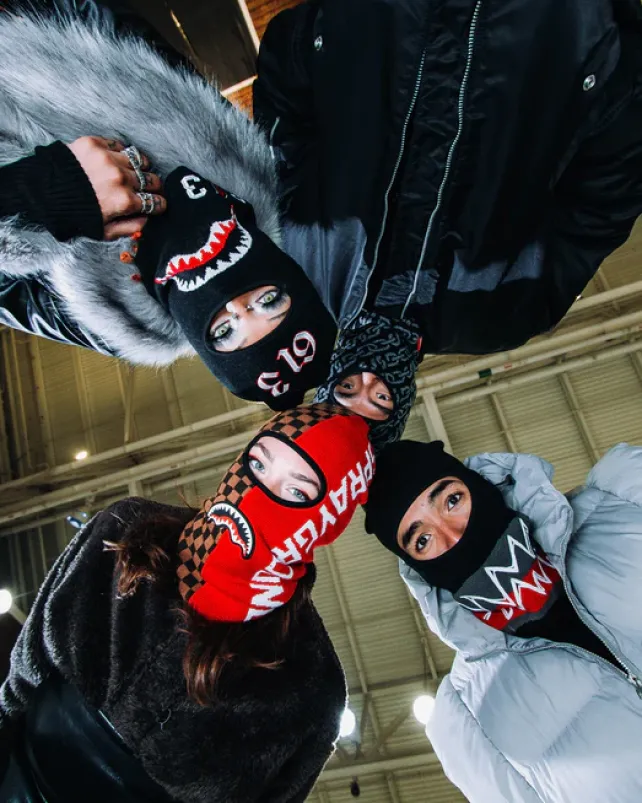 SKI MASKS|COLD WEATHER GEAR>SPRAYGROUND SEWN SHUT SKI MASK