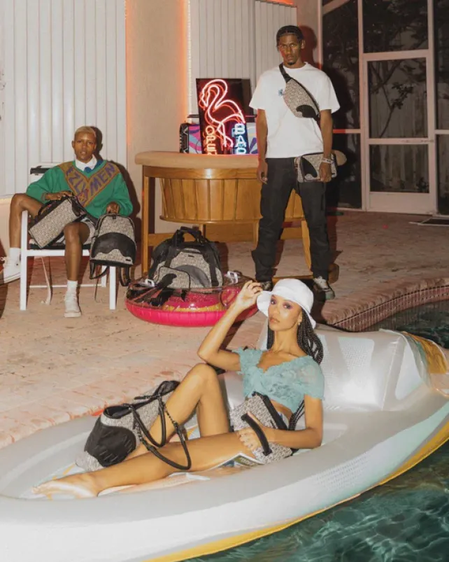 TOTES>SPRAYGROUND SG ALL DAY TOTE