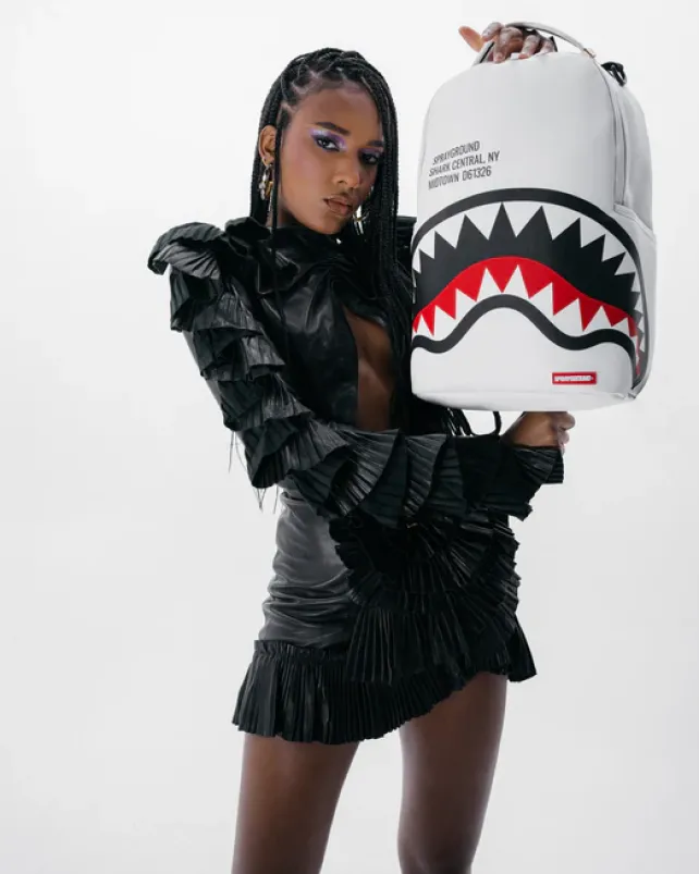 BACKPACKS>SPRAYGROUND SHARK CENTRAL (WHT) BACKPACK (DLXV)