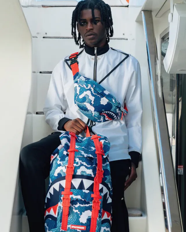 HILLS|BACKPACKS>SPRAYGROUND SHARK WAVE HILLS BACKPACK