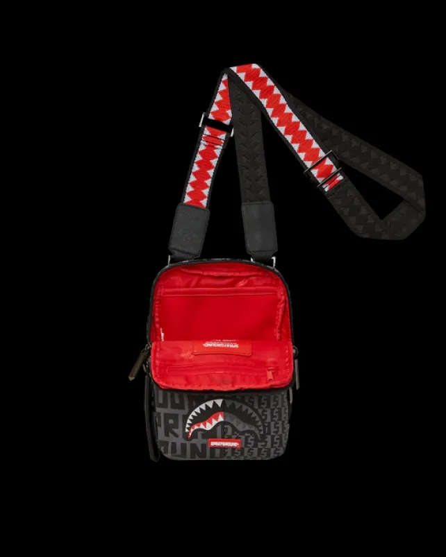 SLINGS|CROSSBODYS>SPRAYGROUND SHARKFINITY STEALTH PILOT MESSENGER SLING BAG