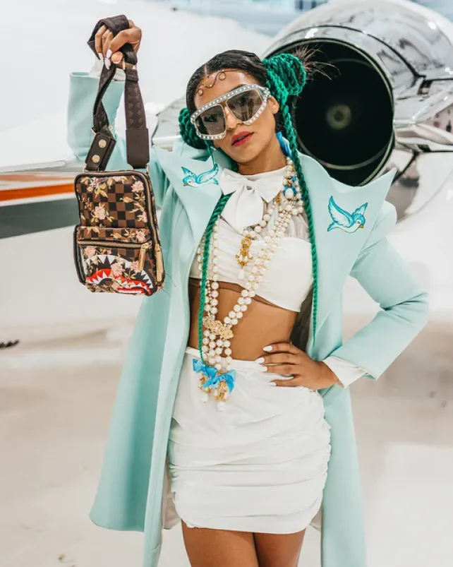 SLINGS|CROSSBODYS>SPRAYGROUND SHARKFLOWER CROSSBODY SLING