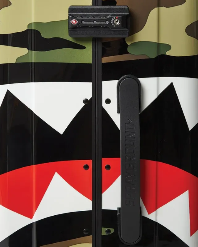 FULL-SIZE LUGGAGE>SPRAYGROUND SHARKNAUTICS (CAMO) 29.5u201d FULL-SIZE LUGGAGE