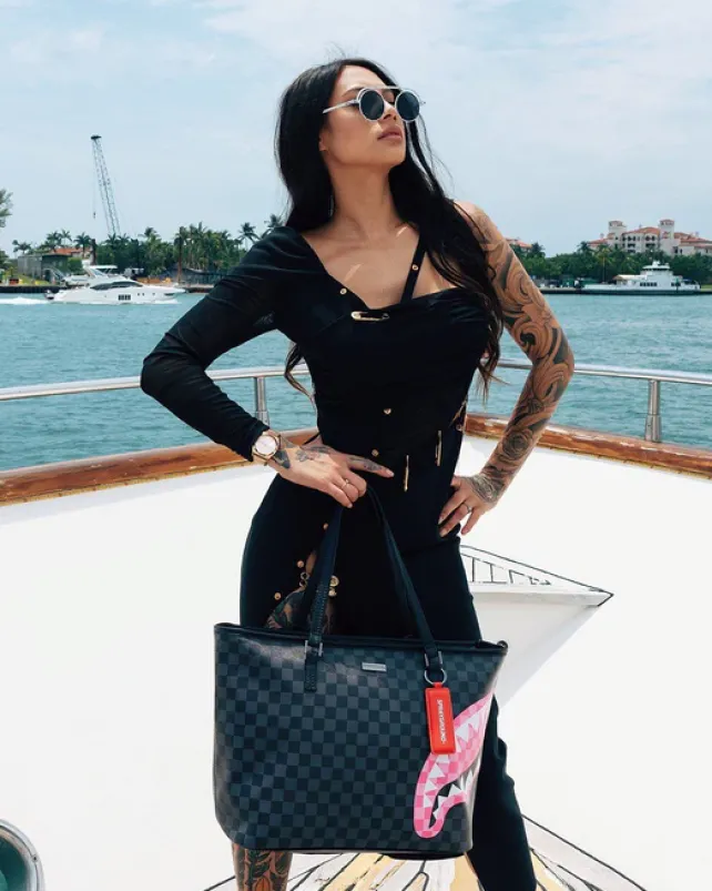 TOTES>SPRAYGROUND SHARKS IN CANDY TOTE