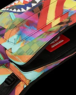 CROSSBODYS><noscript><img width=