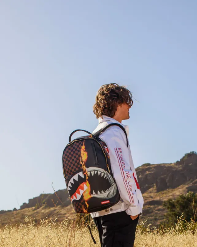 BACKPACKS>SPRAYGROUND SHARKS IN PARIS UNSTOPPABLE BACKPACK (DLXV)