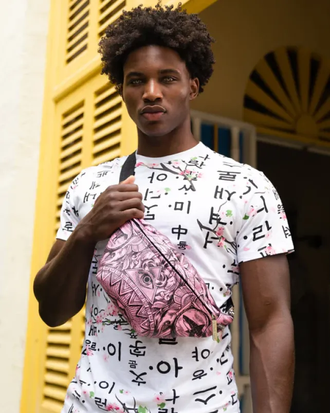 CROSSBODYS>SPRAYGROUND SOCIETY OF SHARKS SAVVY CROSSBODY