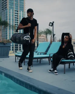 DUFFLES>SPRAYGROUND STEALTH MODE DUFFLE