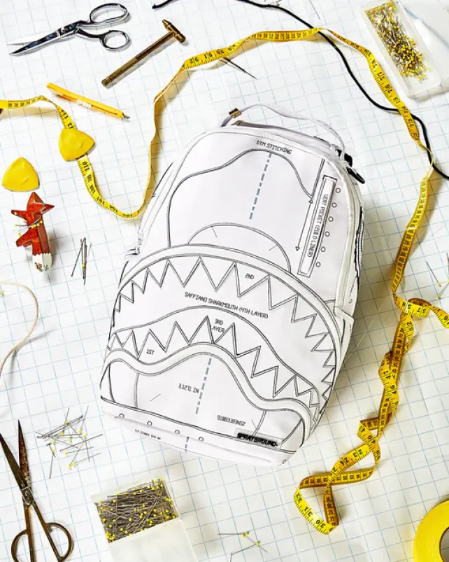 BACKPACKS>SPRAYGROUND TECHNICAL CUT u0026 SHARK BACKPACK (DLXV)