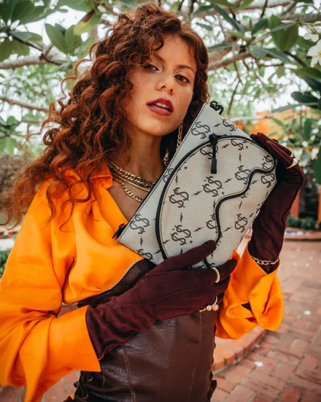 CROSSOVER CLUTCHES>SPRAYGROUND THE GETAWAY CROSSOVER CLUTCH