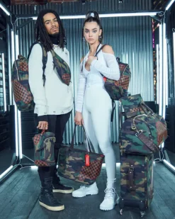 CARRY-ON LUGGAGE><noscript><img width=