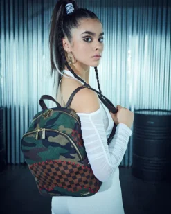 SAVAGES|BACKPACKS><noscript><img width=