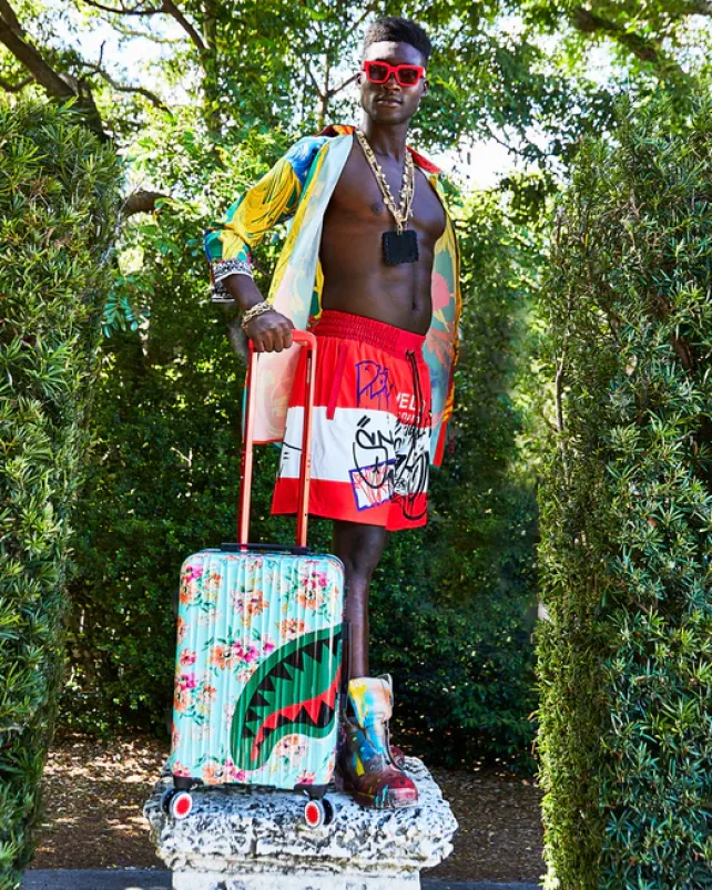 CARRY-ON LUGGAGE>SPRAYGROUND THE SANCTUARY SHARKNAUTICS HARDSHELL CARRY-ON LUGGAGE
