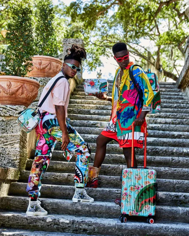 CARRY-ON LUGGAGE>SPRAYGROUND THE SANCTUARY SHARKNAUTICS HARDSHELL CARRY-ON LUGGAGE