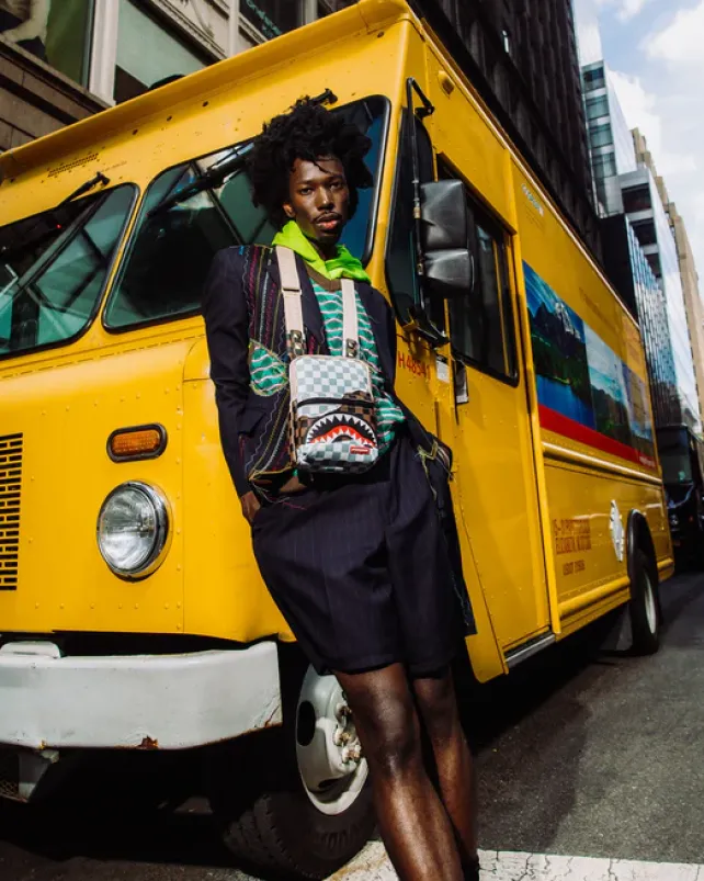 SLINGS|CROSSBODYS>SPRAYGROUND UNSTOPPABLE ENDEAVORS II MESSENGER SLING BAG
