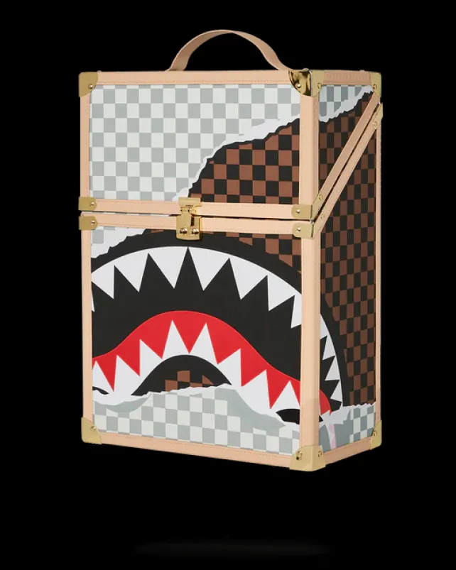 BACKPACKS>SPRAYGROUND UNSTOPPABLE ENDEAVORS II CHATURANGA SHARK 1900 BACKPACK